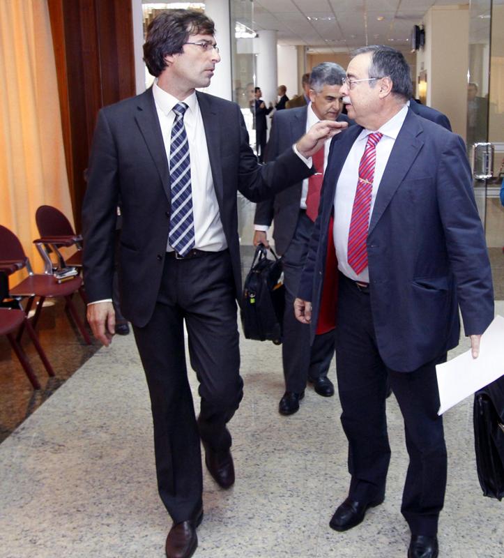 Pedro San Ginés y Domingo Berriel, este viernes, en el Cabildo de Lanzarote.