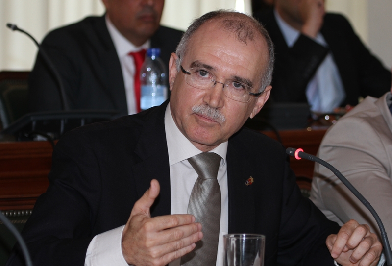 Cándido Reguera el pasado 12 de marzo, durante el primer pleno en el que actuó como portavoz popular tras su dimisión como alcalde de Arrecife