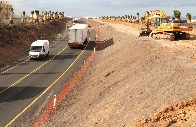 Obras en la Circunvalación de Arrecife.