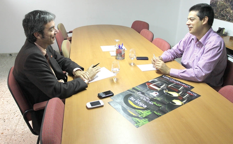 Carlos Espino y Javier Betancort, en un momento de la reunión.