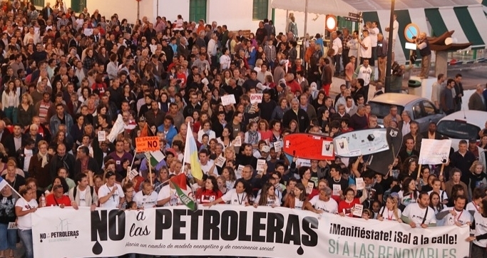 La masiva manifestación del 24 de marzo en Lanzarote contra las prospecciones