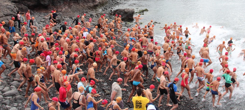 Inicio del triatlón.