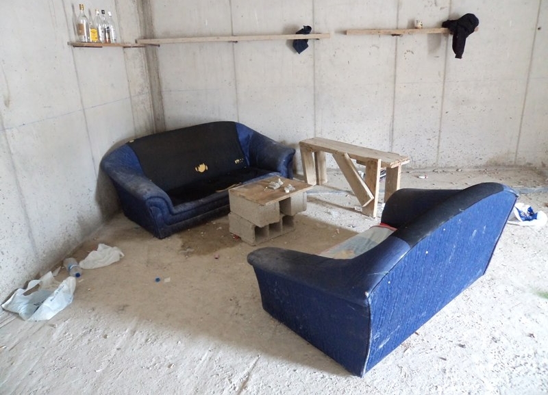 Sótano de la obra abandonada de la Cruz Blanca.