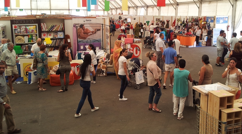 La feria Lansaldo, en la mañana de este jueves, en su primera hora de apertura.