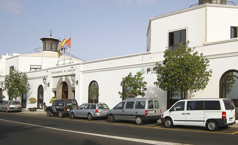 Fachada del Ayuntamiento de Arrecife.