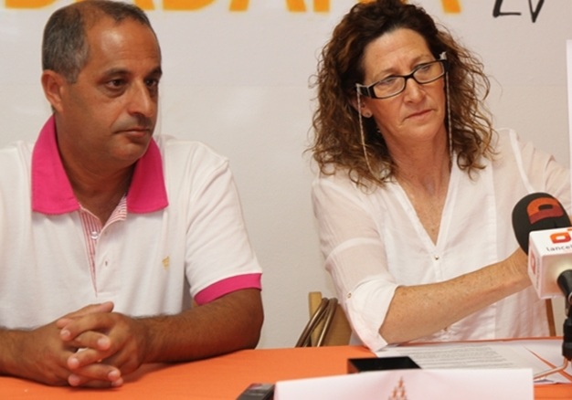 Domingo García y Blanca Blancas, concejales de Alternativa Ciudadana en Arrecife.
