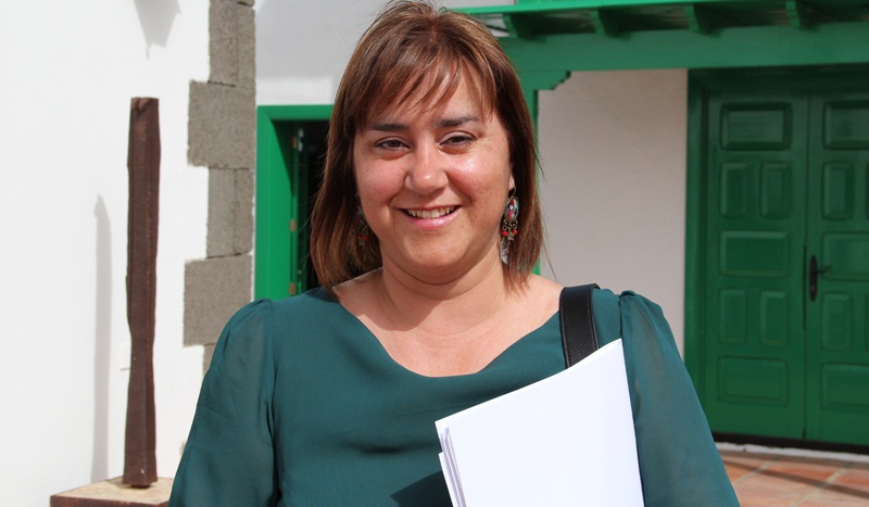 La alcaldesa de Yaiza, Gladys Acuña.