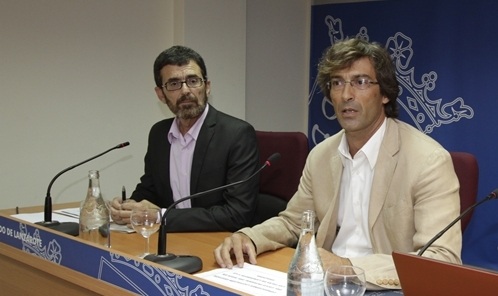 Joaquín Caraballo y Pedro San Ginés, vicepresidente y presidente del Cabildo, respectivamente.
