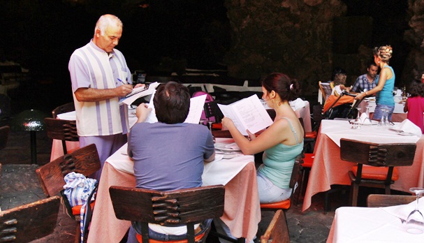 El restaurante de los Jameos del Agua.