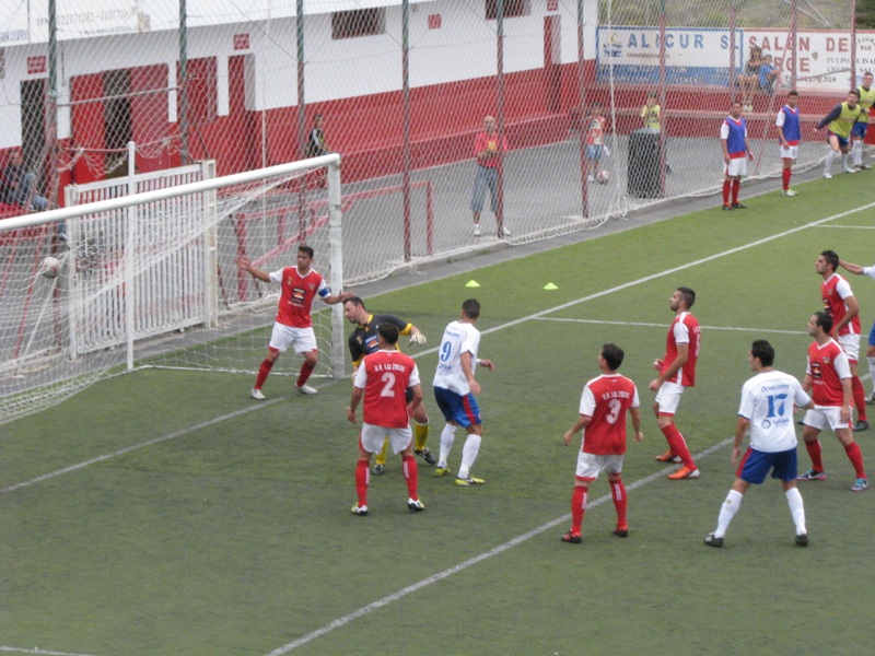 0-2 Gol de Rosmen.