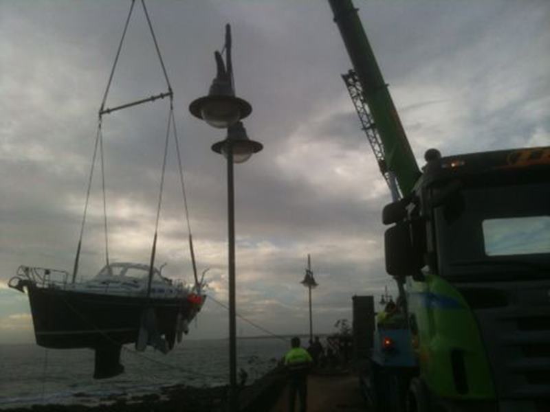 Los trabajos de rescate no se pudieron iniciar antes debido al mal tiempo.