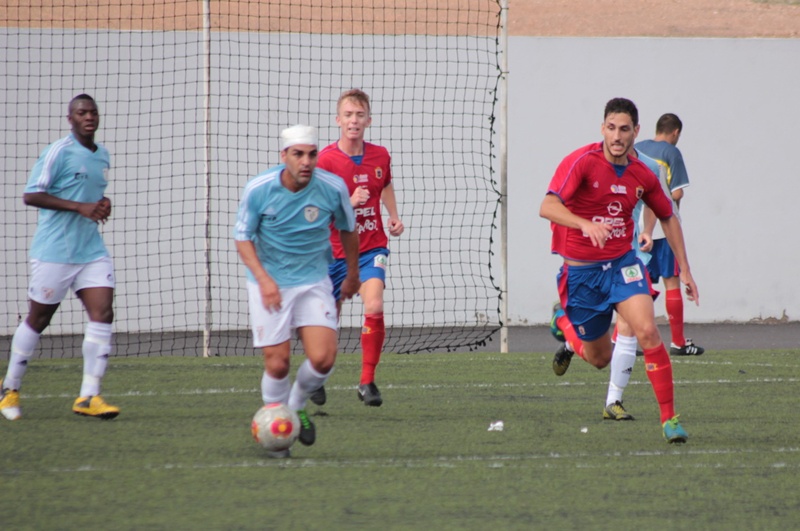 Las primeras ocasiones fueron para los visitantes.