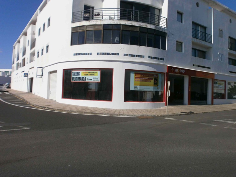 El taller está ubicado en la calle Gobernador José García Hernández 22, en Arrecife, frente a la Escuela de Pesca.