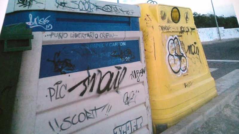 El PP denuncia el incumplimiento de las condiciones iniciales del contrato para la recogida selectiva de papel, cartón y envases.