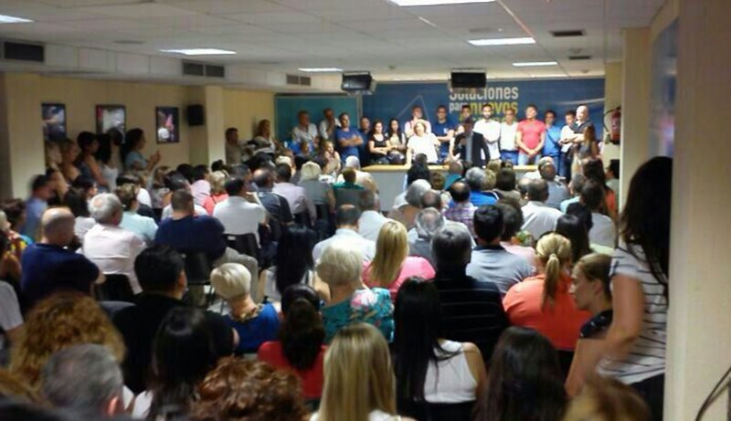 Fernando Clavijo presentó su proyecto a unos 250 afiliados en Tenerife.