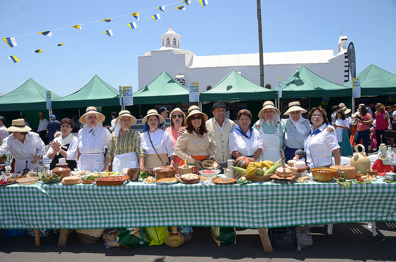 Tinajo se volcó con la celebración del Día de Canarias.
