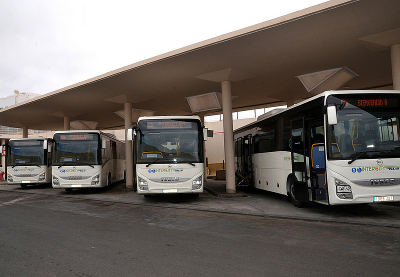 Nueva canarias considera fundamental que mejore el servicio y la afluencia de guaguas en algunos pueblos del sur de la isla.