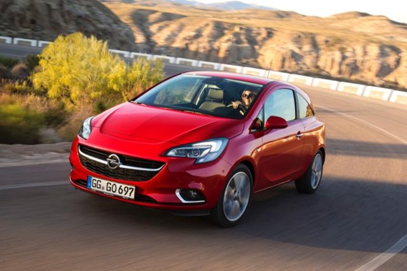 Opel cinco meses liderando el mercado de turismos en España.