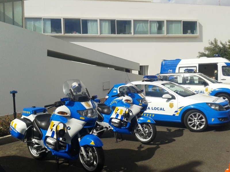 Algunos vehículos del parque móvil de Tías. Algunos vehículos del parque móvil de Tías.