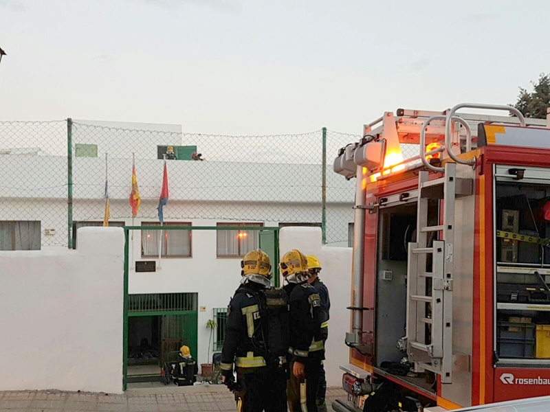 El centro se cierra por seguridad