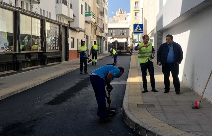 Samuel Martín visitó las obras que se realizan en La Vega