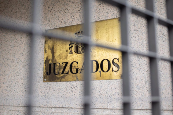 Piden 12 años y medio de prisión por abusar de su nieta y bisnieta