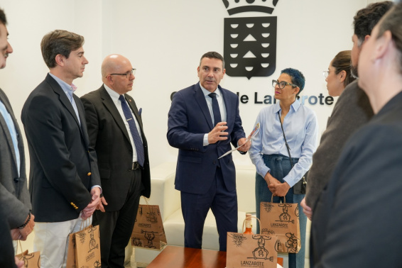 El Cabildo avanza en un hermanamiento con Cozumel y activa nuevas alianzas entre destinos insulares