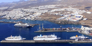 La Borrasca Therese cierra temporalmente el Puerto de Arrecife 