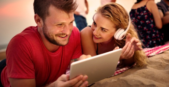 Del turismo a lo digital: cómo las plataformas online están influyendo en los hábitos de ocio en Canarias Del turismo a lo digital: cómo las plataformas online están influyendo en los hábitos de ocio en Canarias