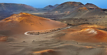 Tres sitios imprescindibles en el Parque Nacional de Timanfaya