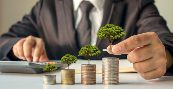 ¿Cuánto dinero necesitas invertir cada mes para jubilarte antes de los 50?