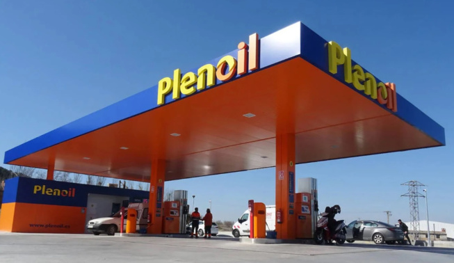 gasolinera bajo coste arrecife