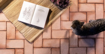 Cerámicas Catalino lleva el suelo de barro cocido artesanal andaluz a cuatro continentes