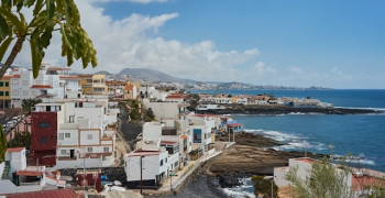 La visión empresarial de Santiago Santana Cazorla en la evolución del turismo que llevó a Canarias a convertirse en un referente internacional La visión empresarial de Santiago Santana Cazorla en la evolución del turismo que llevó a Canarias a convertirse en un referente internacional