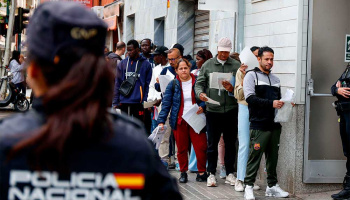 La regularización de migrantes:  una oportunidad para la cohesión, la justicia y la sostenibilidad