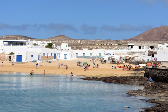 El Parlamento de Canarias aprueba por unanimidad la inclusión de La Graciosa en la letra del canto autonómico El Parlamento de Canarias aprueba por unanimidad la inclusión de La Graciosa en la letra del canto autonómico