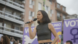 La secretaria general de Podemos incita a la okupación y a la "patada en la puerta" La secretaria general de Podemos incita a la okupación y a la "patada en la puerta"