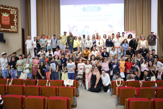 Más de 80 jóvenes con diversidad funcional de todo el Archipiélago participaron en un encuentro que convirtió a la isla en referente de inclusión Más de 80 jóvenes con diversidad funcional de todo el Archipiélago participaron en un encuentro que convirtió a la isla en referente de inclusión