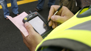 Así podrían cambiar las multas de tráfico en España