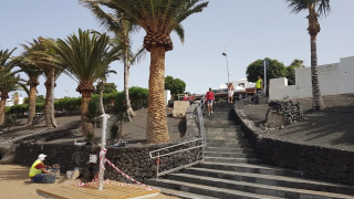 Las playas de Puerto del Carmen se quedan sin duchas Las playas de Puerto del Carmen se quedan sin duchas