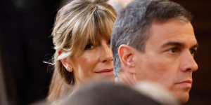 Un jurado popular juzgará a la mujer de Pedro Sánchez