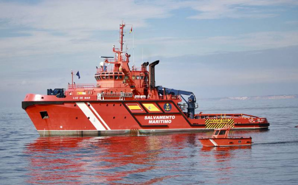 Una embarcación con 53 migrantes llega esta noche al Puerto de Los Mármoles Una embarcación con 53 migrantes llega esta noche al Puerto de Los Mármoles