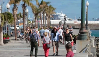 El turismo necesita un debate serio, no eslóganes populistas