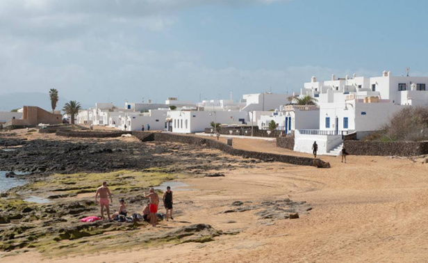 La Graciosa se queda sin suministro eléctrico durante más de cuatro horas La Graciosa se queda sin suministro eléctrico durante más de cuatro horas