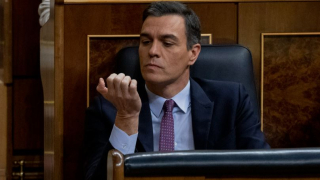 El Gobierno propone prohibir el acceso a las redes sociales a menores de 16 años