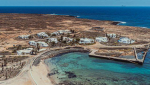 Se mejora el muro de contención del litoral de Pedro Barba en La Graciosa