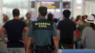 La Guardia Civil del Aeropuerto de Lanzarote se "asfixia"