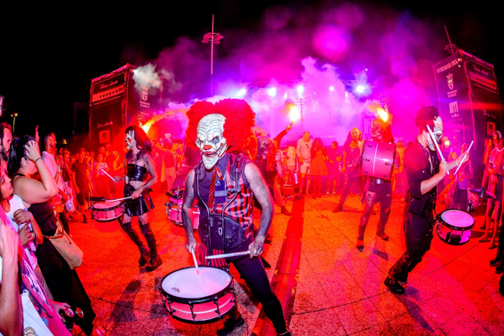 Chambao, Alfredo Piedrafita, MFC Chicken, The Anger Price y Laiv protagonizaron la jornada más multitudinaria del festival Chambao, Alfredo Piedrafita, MFC Chicken, The Anger Price y Laiv protagonizaron la jornada más multitudinaria del festival
