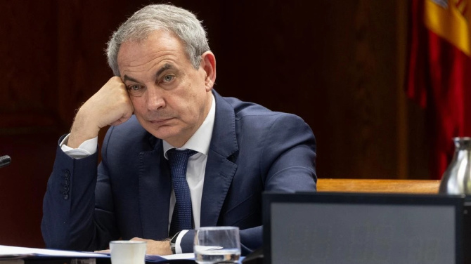 El juez le da tres días para aportar documentación sobre las alhajas y cita a sus hijas como investigadas