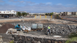 Yaiza construye canchas polivalentes para deportes de arena en Playa Blanca
